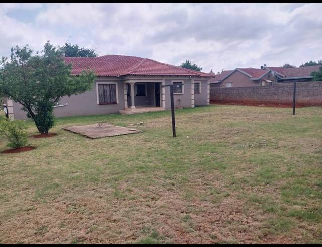 4 BEDROOM HOUSE FOR SALE IN DAWN PARK